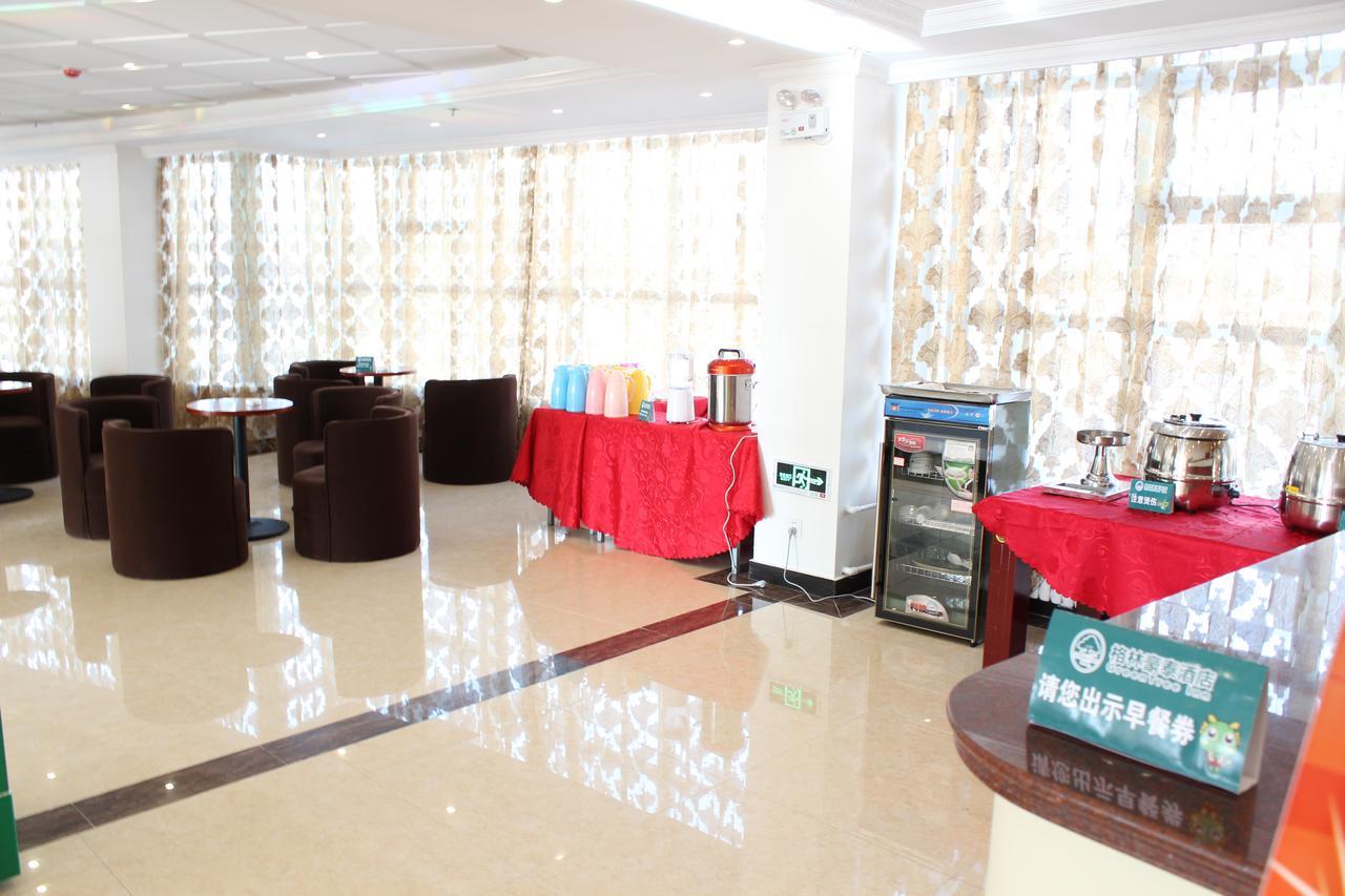 Greentree Inn Shanghai Expo Site South Yanggao Road Subway Station Express Hotel Buitenkant foto